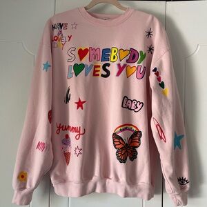 Somebody Loves You Crewneck in Pink
The Mayfair Group